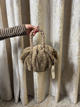 Load image into Gallery viewer, Fluffy Bag Tan
