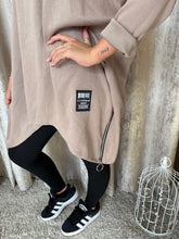 Load image into Gallery viewer, Zoey Sweatshirt Beige
