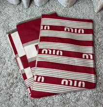 Load image into Gallery viewer, Xquisite Scarf Red
