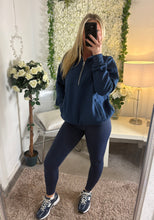 Load image into Gallery viewer, Santa Monica Sports 1/4 Zip Jumper Navy
