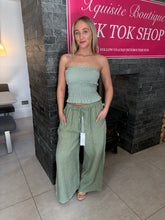 Load image into Gallery viewer, Mabel linen Pants Khaki
