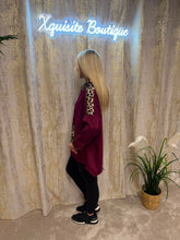 Load image into Gallery viewer, Eva Hoodie Burgundy
