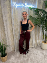 Load image into Gallery viewer, Layla Joggers
