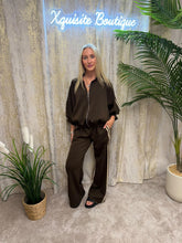 Load image into Gallery viewer, Yasmin Set

