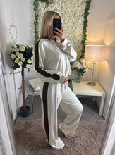 Load image into Gallery viewer, Ivy Stripe Set Cream
