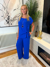 Load image into Gallery viewer, Maya Necklace Set Cobalt Blue
