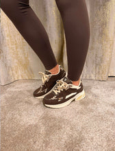 Load image into Gallery viewer, Willow Trainers
