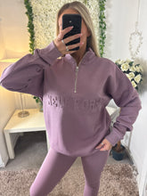 Load image into Gallery viewer, New York 1/4 Zip Purple
