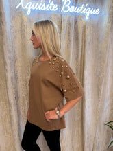 Load image into Gallery viewer, Amy T-shirt Taupe
