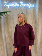 Load image into Gallery viewer, Hallie Sweatshirt Burgundy
