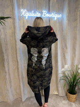 Load image into Gallery viewer, Angel Wing Jacket Camo
