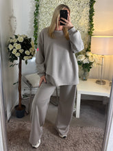 Load image into Gallery viewer, Hannah Lounge Set Tan
