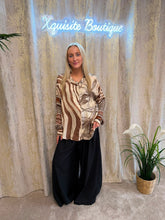 Load image into Gallery viewer, Sienna Blouse Beige
