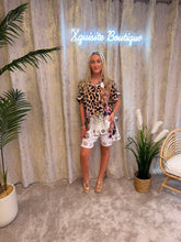 Load image into Gallery viewer, Frida Short Set Animal Print
