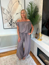 Load image into Gallery viewer, Samantha Studded Set Taupe
