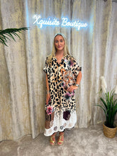 Load image into Gallery viewer, Eliza Shirt Animal Print
