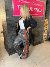 Load image into Gallery viewer, Animal Print Stripe Trousers Orange

