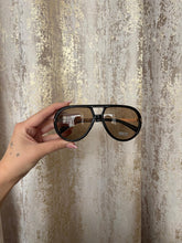 Load image into Gallery viewer, XB Sunglasses Brown
