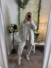 Load image into Gallery viewer, Millie Set Cream
