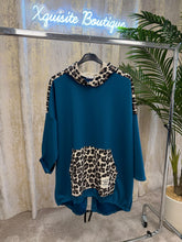 Load image into Gallery viewer, Ava Hoodie Plus Size
