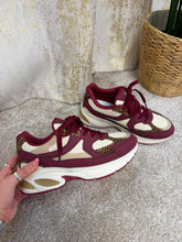 Load image into Gallery viewer, Willow Trainers Burgundy
