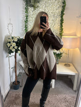 Load image into Gallery viewer, Arabella Jumper Brown
