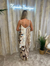 Load image into Gallery viewer, Grace Set Beige
