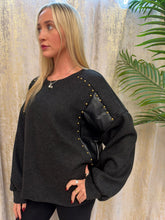 Load image into Gallery viewer, Daisy Sweatshirt
