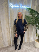 Load image into Gallery viewer, Talia Sweatshirt
